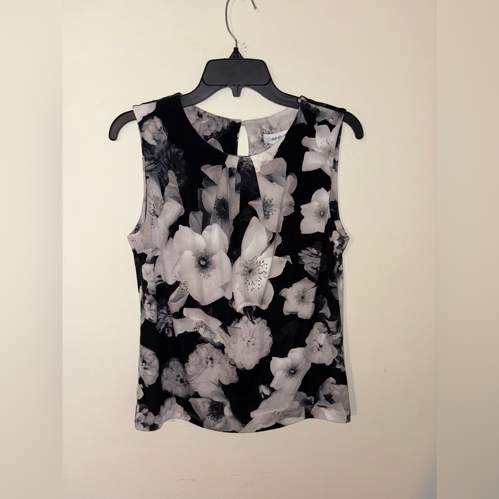 Calvin Klein Women’s Top Size Small NWT